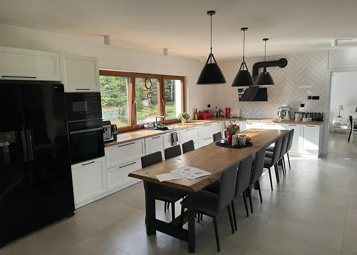 - Dom W Gorach Sowich Вилла